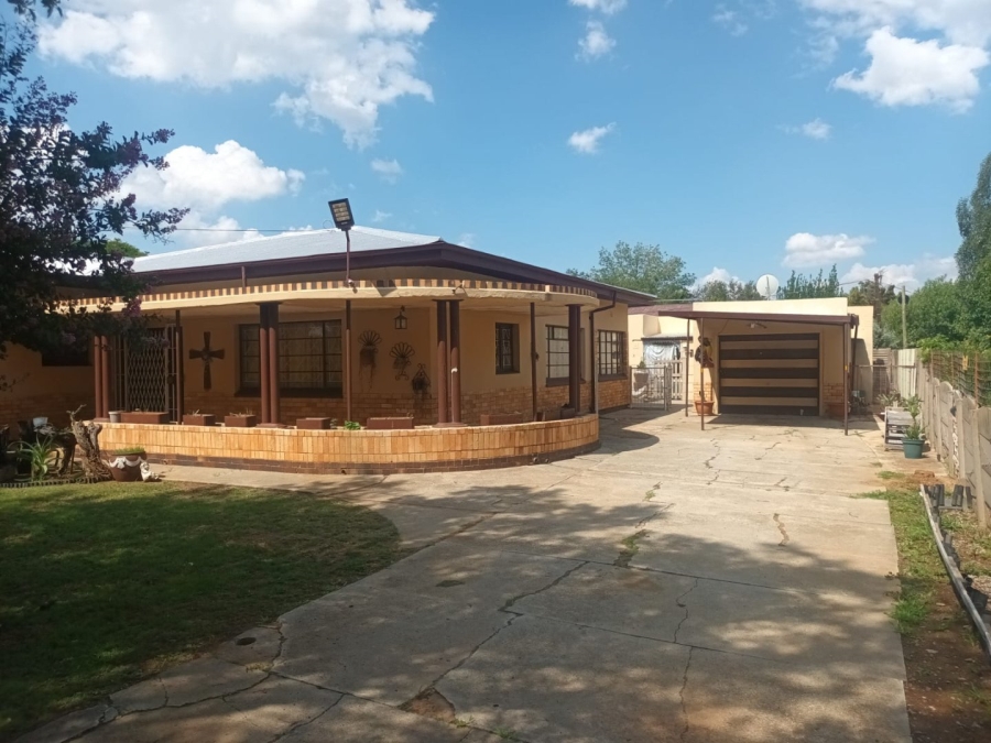 3 Bedroom Property for Sale in Hennenman Free State